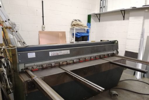 SOLD / Edwards DD 2000/3.25 Direct Drive Mechanical Shear