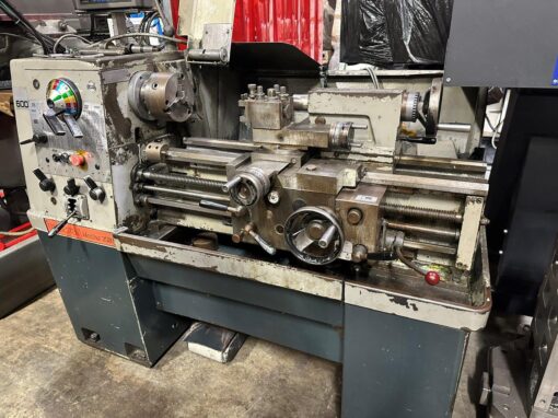 SOLD / Colchester Master 2500 Gap Bed Centre Lathe