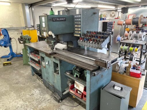 SOLD / Strippit Sonic 18/30 Punching Machine - Image 9